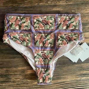 Brand new with tags size small Golondrinas Magenta bikini bottoms